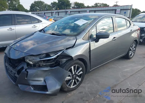 2021 Nissan Versa Sv Xtronic Cvt z USA, uszkodzony, nr VIN 3N1CN8EVXML833382